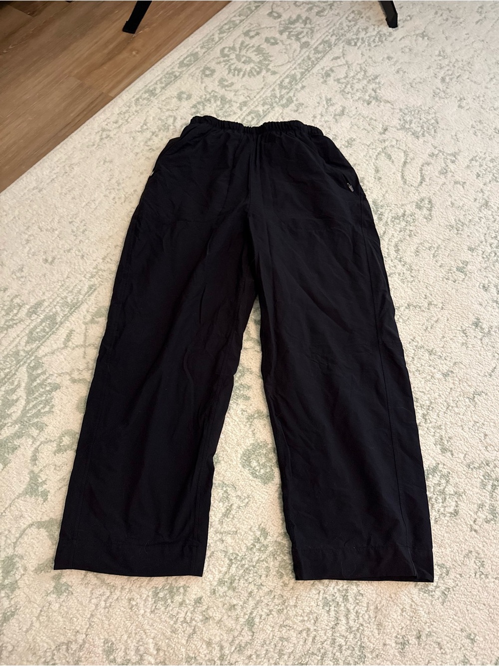 Women’s lululemon barrel pants